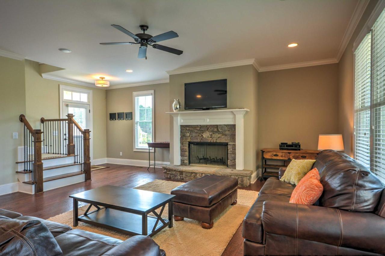 Spacious Family-Friendly Retreat With Winter Rates! Greensboro Exterior photo
