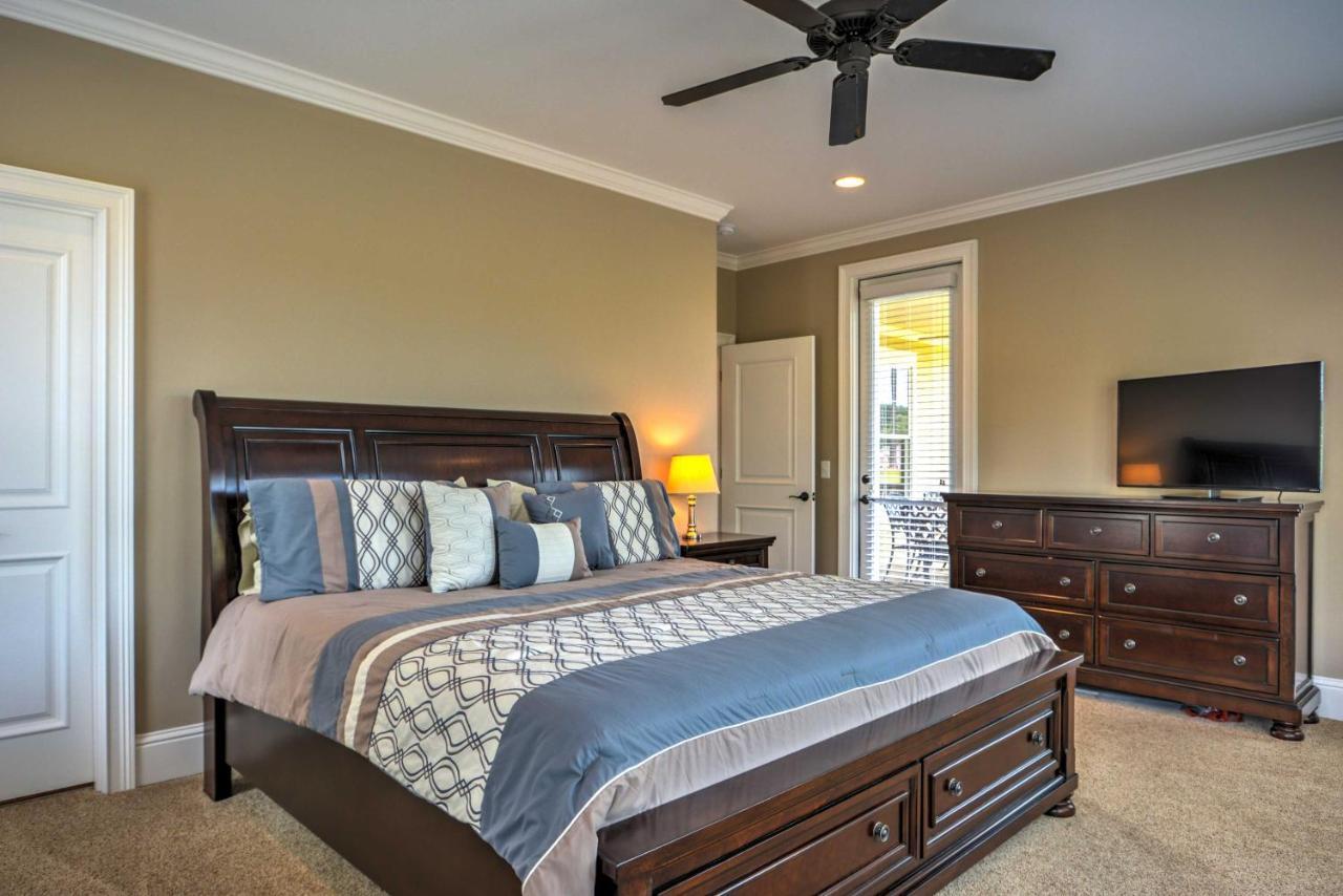 Spacious Family-Friendly Retreat With Winter Rates! Greensboro Exterior photo