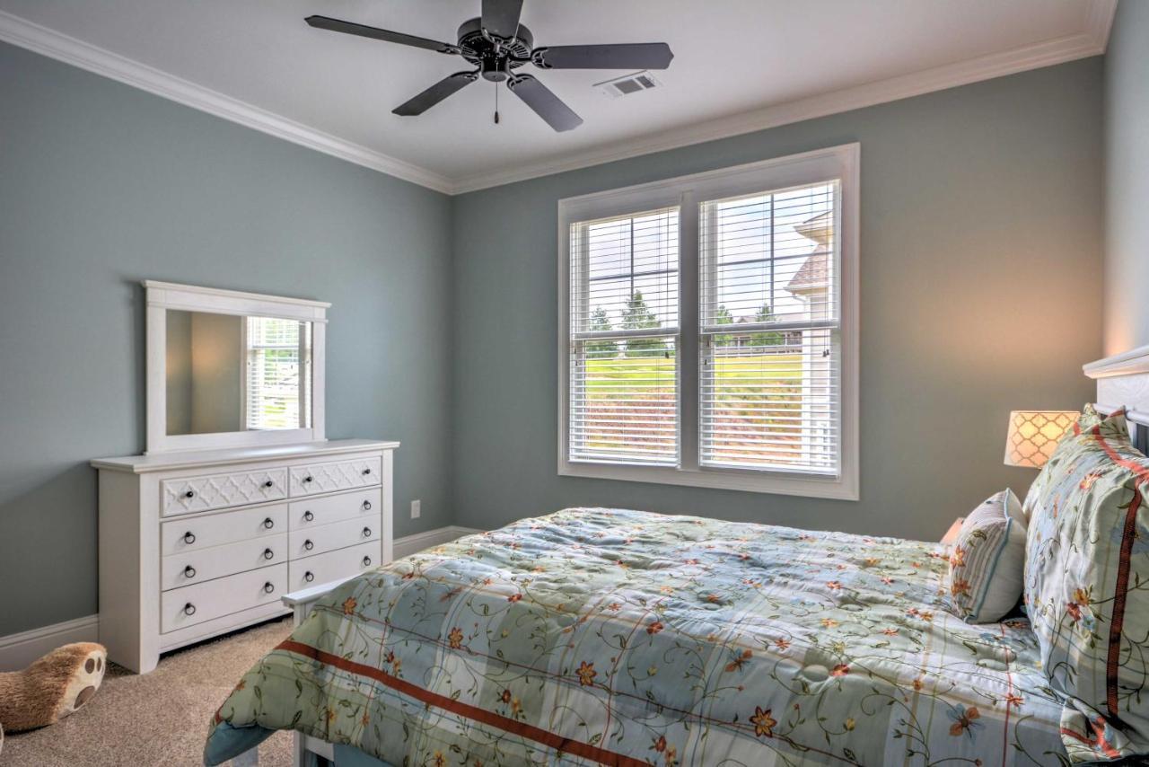 Spacious Family-Friendly Retreat With Winter Rates! Greensboro Exterior photo